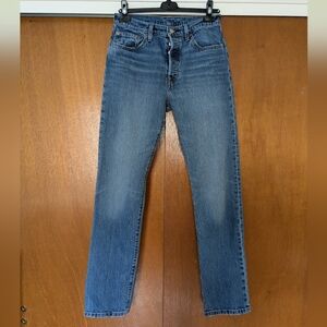 Women's Levis 501 jeans blue high waisted straight leg